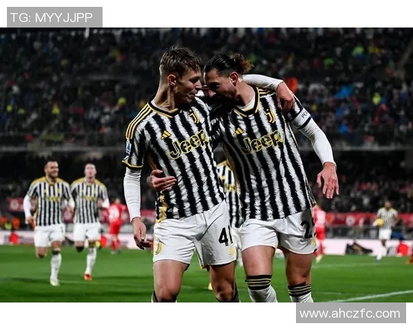 克鲁塞罗与巴竞技激战正酣谁能在这场对决中笑到最后 克鲁塞罗与巴竞技激战正酣谁能在这场对决中笑到最后